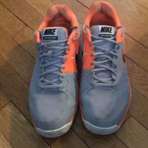 NIKE’S MEN BASKETBALL SNEAKERS